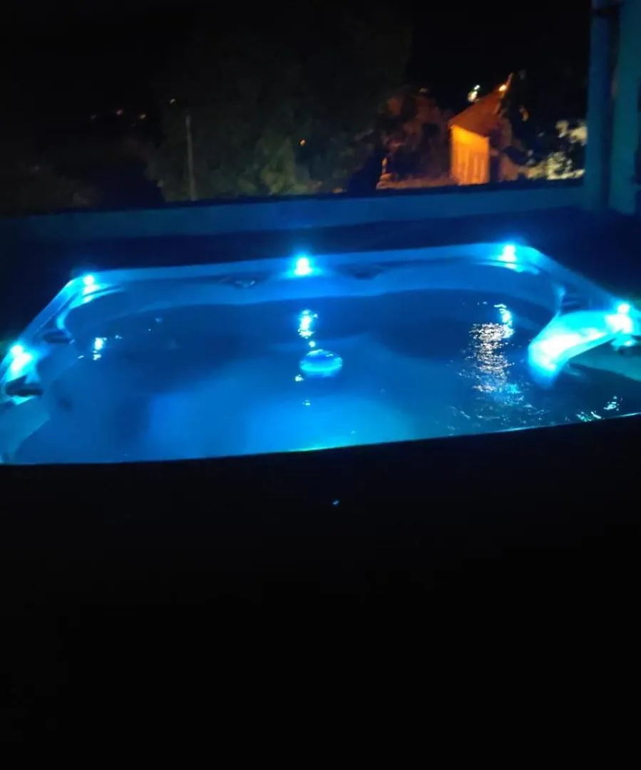 Apartment Delfin Jacuzzi , Bribir-Novi Vinodolski Bribir   Bribir (Primorje-Gorski Kotar)