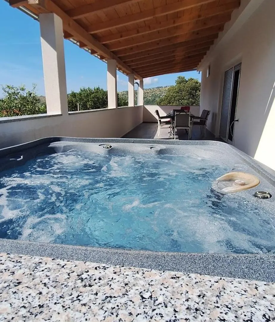 Apartment Delfin Jacuzzi , Bribir-Novi Vinodolski Bribir  Bribir (Primorje-Gorski Kotar)